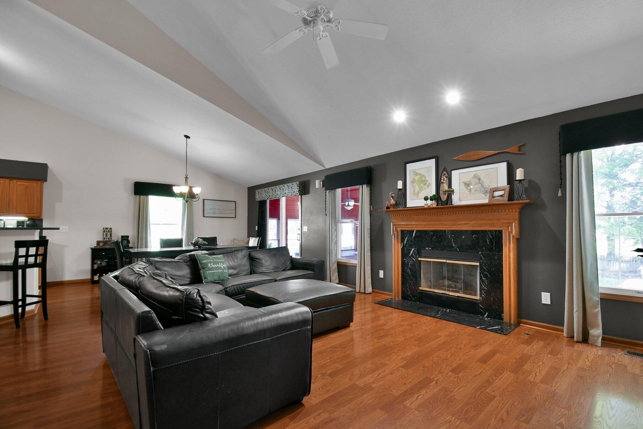 5843 Burnett Drive, Galena, Ohio image 23