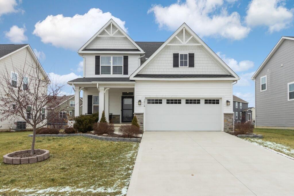 Photo of 1016 Boulder Drive, Delaware, OH 43015 (MLS # 226001756)