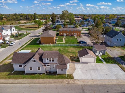 Photo of 3543 Cleveland Avenue, Grove City, OH 43123 (MLS # 225040142) Photo of 3543 Cleveland Avenue, Grove City, OH 43123 (MLS # 225040142)