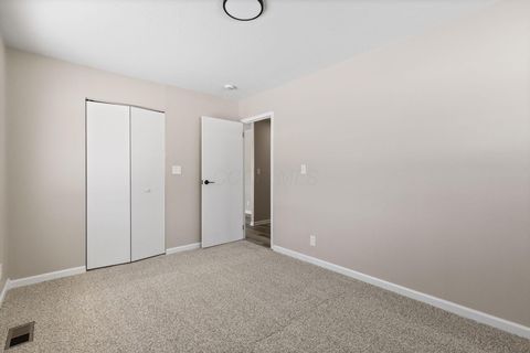 Tiny photo for 377 S Murray Hill Road, Columbus, OH 43228 (MLS # 226002769)