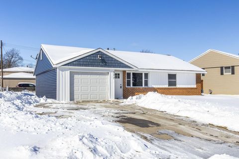 Tiny photo for 377 S Murray Hill Road, Columbus, OH 43228 (MLS # 226002769)