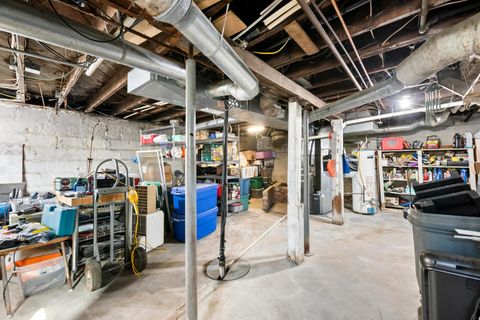 Tiny photo for 42 Maplewood Avenue, Columbus, OH 43213 (MLS # 225037536)
