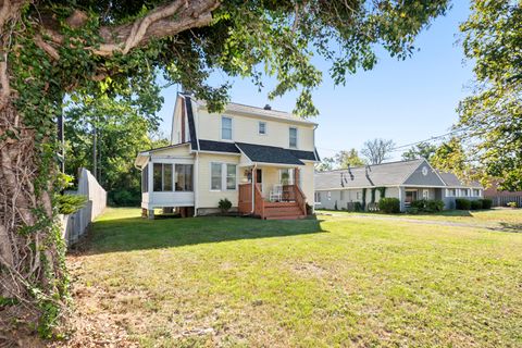 Tiny photo for 42 Maplewood Avenue, Columbus, OH 43213 (MLS # 225037536)