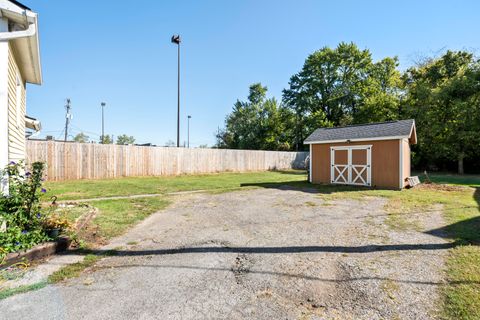 Tiny photo for 42 Maplewood Avenue, Columbus, OH 43213 (MLS # 225037536)
