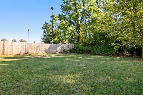 Tiny photo for 42 Maplewood Avenue, Columbus, OH 43213 (MLS # 225037536)
