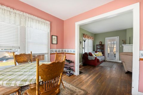 Tiny photo for 42 Maplewood Avenue, Columbus, OH 43213 (MLS # 225037536)