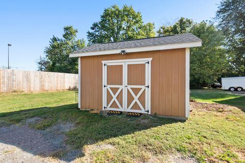 Tiny photo for 42 Maplewood Avenue, Columbus, OH 43213 (MLS # 225037536)