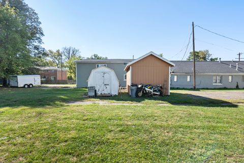 Tiny photo for 42 Maplewood Avenue, Columbus, OH 43213 (MLS # 225037536)