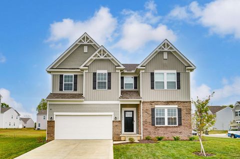 Photo of 5652 Red Alder Street, Groveport, OH 43125 (MLS # 225029234)