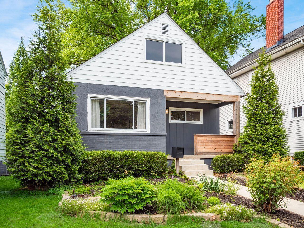 493 E Weber Road
