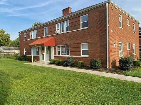 Photo of 73 N Hampton Road B #B, Columbus, OH 43213 (MLS # 226007649)