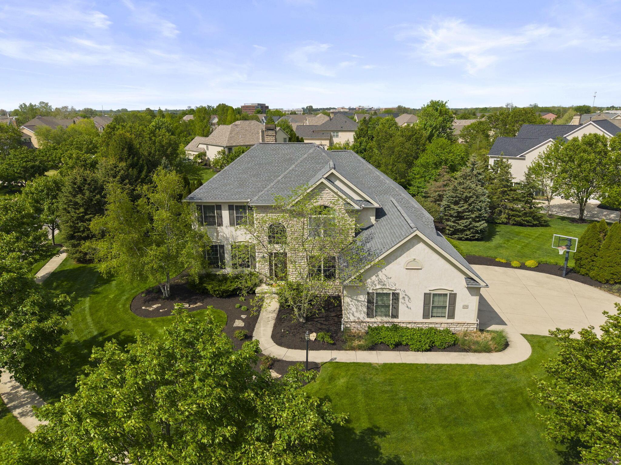 6594 Baronscourt Loop