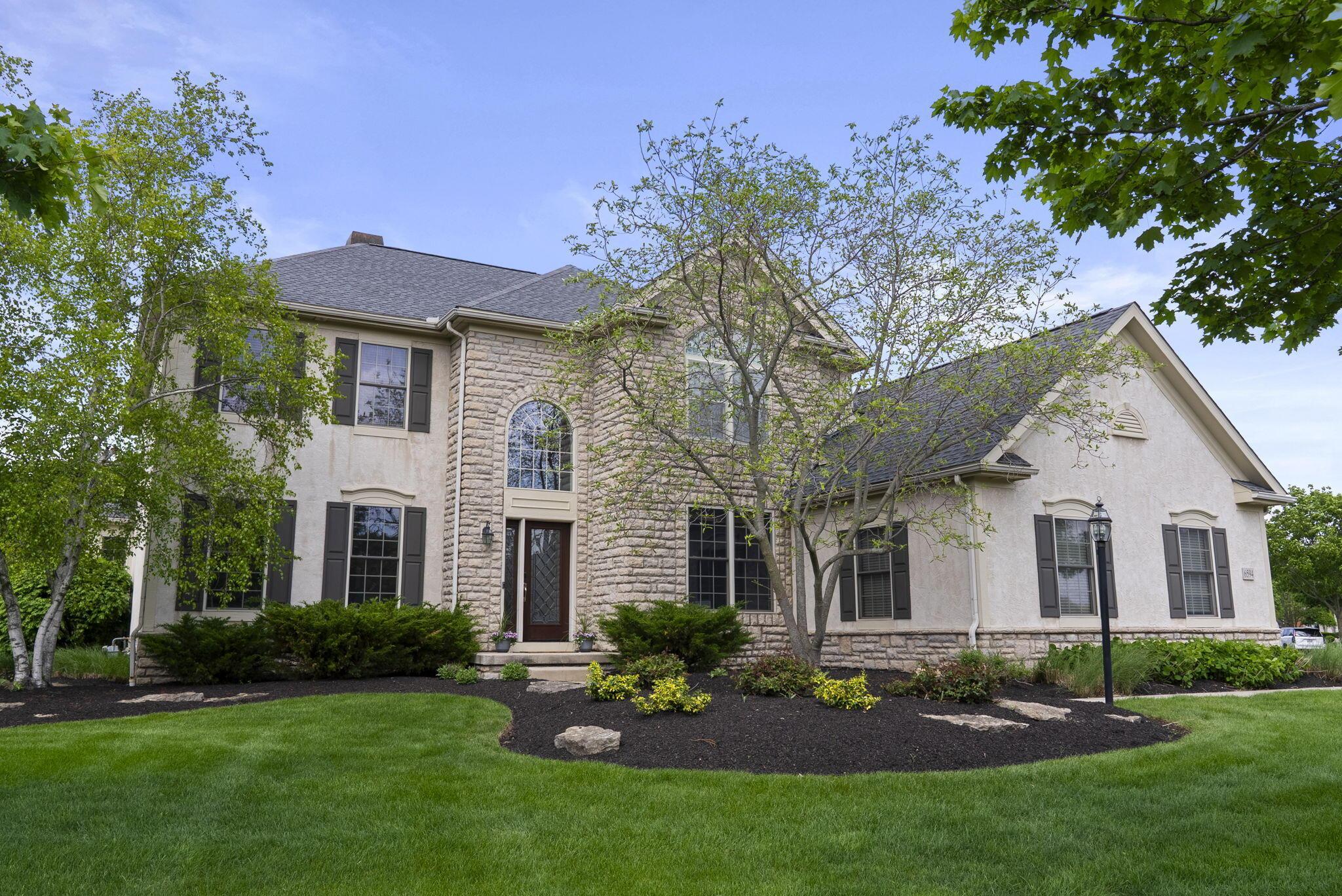 6594 Baronscourt Loop