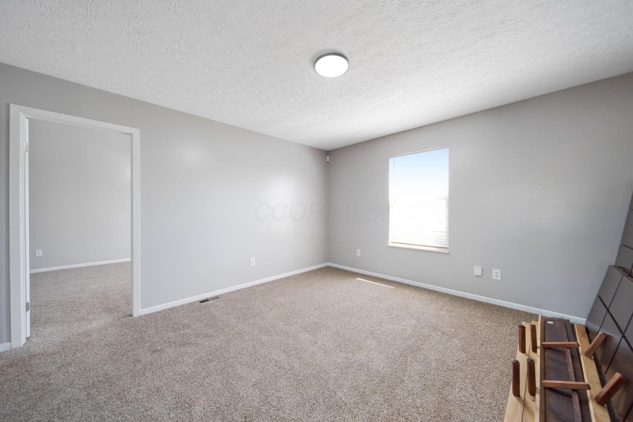 5132 Eastbend Drive, Canal Winchester, Ohio image 32