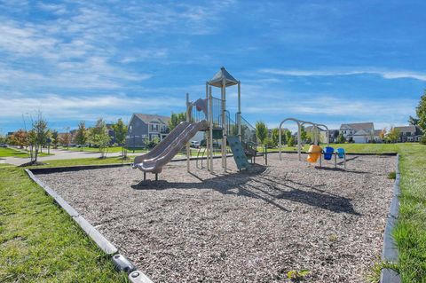 Tiny photo for 2932 Beechwood Drive, Powell, OH 43065 (MLS # 226002986)