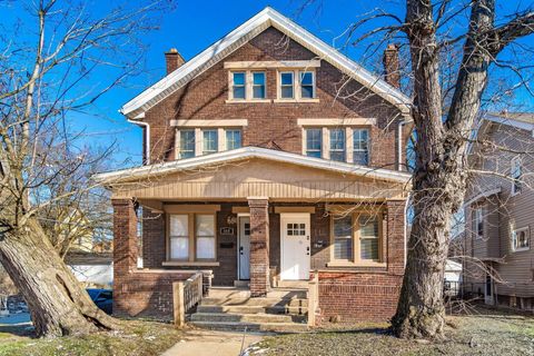 Photo of 664-666 Bedford Avenue, Columbus, OH 43205 (MLS # 226008682)
