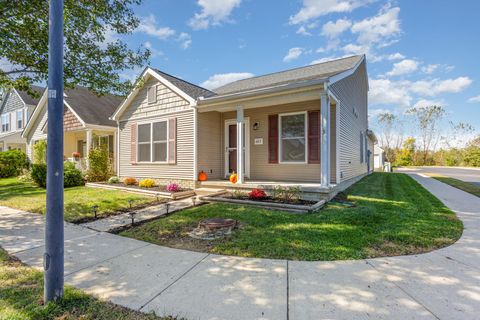 Photo of 603 Gleaming Drive 259 #259, Galloway, OH 43119 (MLS # 225038784)