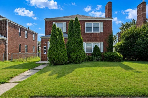Photo of 186 Powell Avenue, Columbus, OH 43204 (MLS # 226039086)