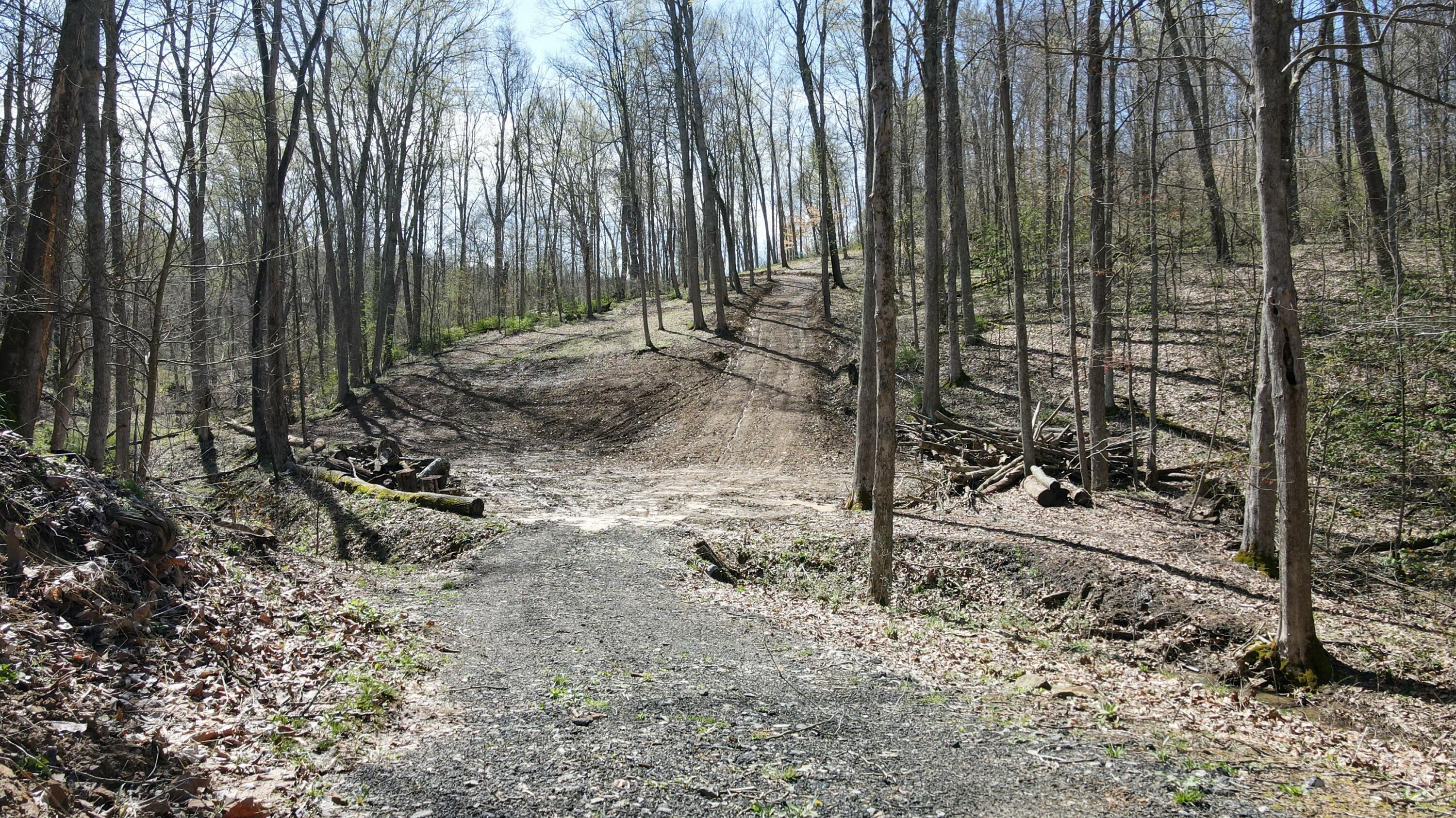 Swamp Road, Logan, Ohio image 4