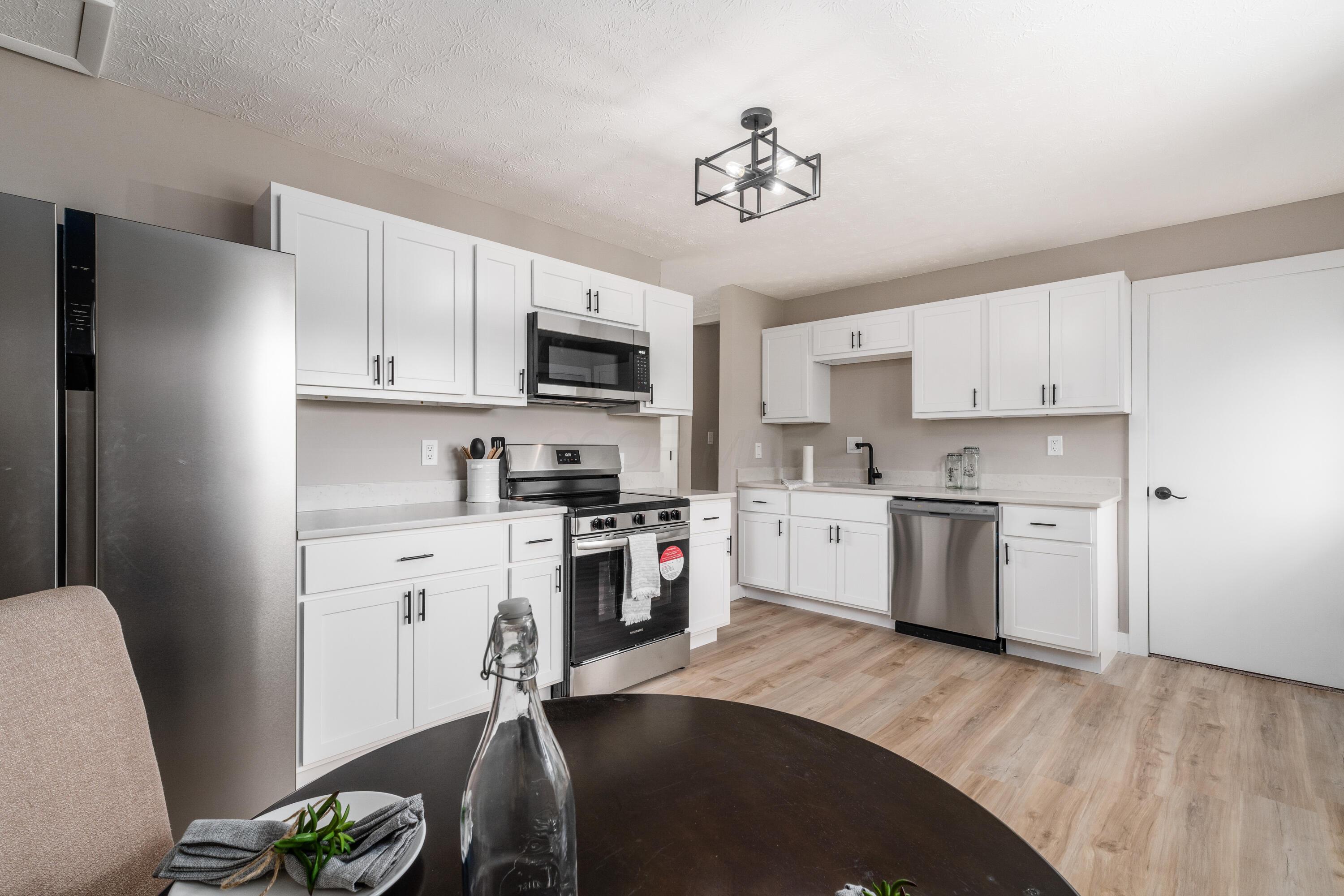 861 Aladdin Court, Columbus, Ohio image 9