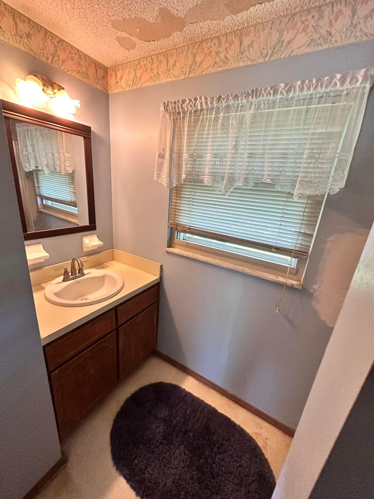 8511 Nimitz Drive, Powell, Ohio image 25