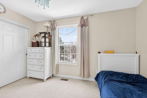 Tiny photo for 2071 Tamarin Drive 9C #9C, Columbus, OH 43235 (MLS # 226003499)