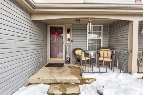 Tiny photo for 2071 Tamarin Drive 9C #9C, Columbus, OH 43235 (MLS # 226003499)
