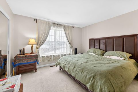 Tiny photo for 2071 Tamarin Drive 9C #9C, Columbus, OH 43235 (MLS # 226003499)