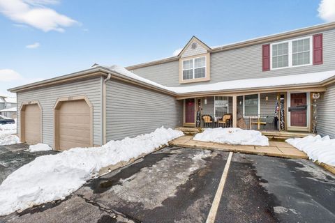 Photo of 2071 Tamarin Drive 9C #9C, Columbus, OH 43235 (MLS # 226003499)