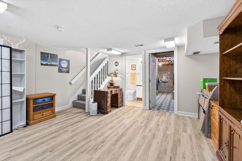 Tiny photo for 2071 Tamarin Drive 9C #9C, Columbus, OH 43235 (MLS # 226003499)