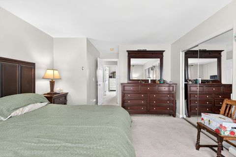 Tiny photo for 2071 Tamarin Drive 9C #9C, Columbus, OH 43235 (MLS # 226003499)