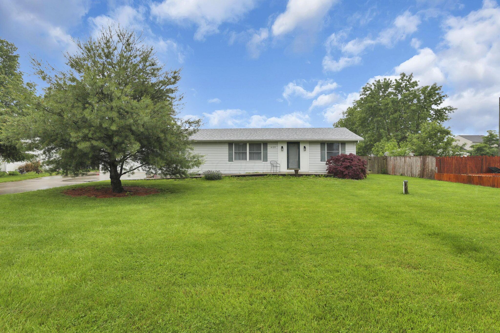 4125 Casa Boulevard, Grove City, Ohio image 4