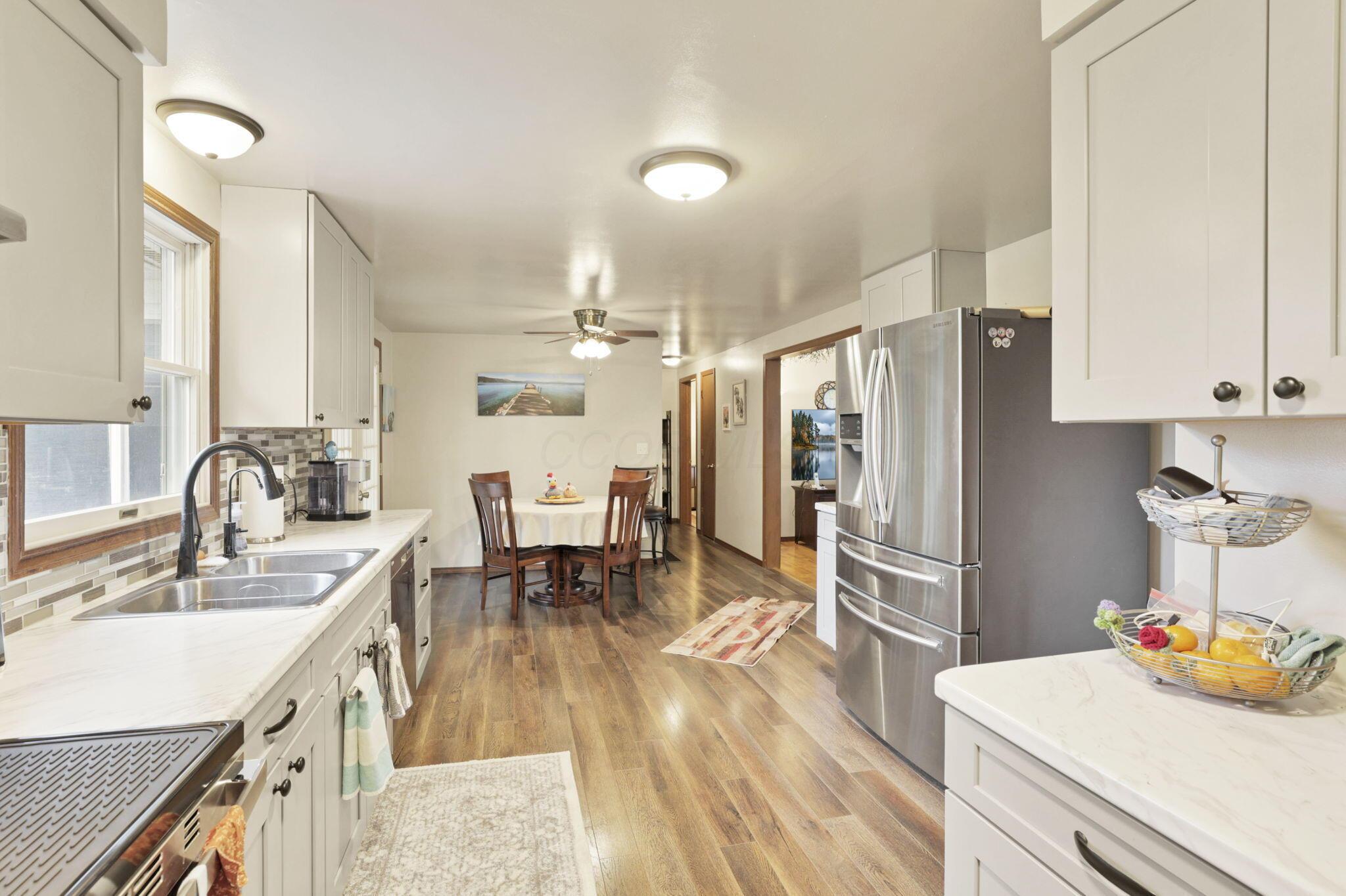 4125 Casa Boulevard, Grove City, Ohio image 14