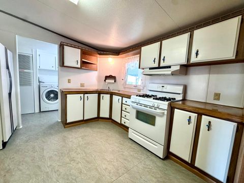 Tiny photo for 791 Scarlett Lane, Columbus, OH 43207 (MLS # 225044276)