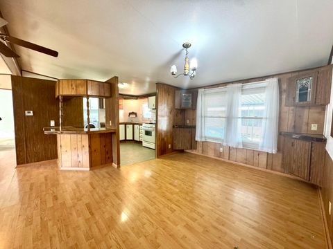 Tiny photo for 791 Scarlett Lane, Columbus, OH 43207 (MLS # 225044276)