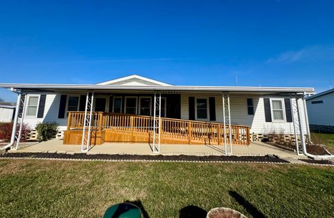 Tiny photo for 791 Scarlett Lane, Columbus, OH 43207 (MLS # 225044276)