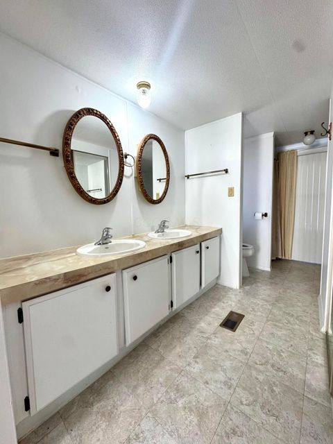 Tiny photo for 791 Scarlett Lane, Columbus, OH 43207 (MLS # 225044276)