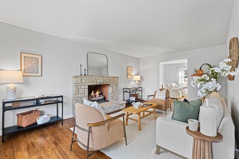 Tiny photo for 946 Birchmont Road, Columbus, OH 43220 (MLS # 226002414)