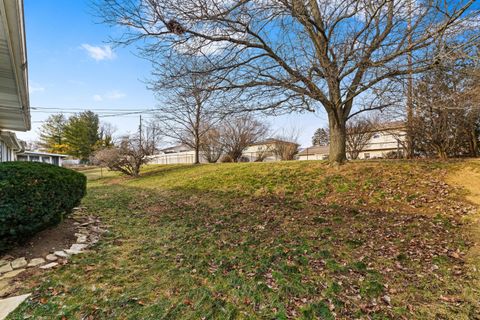 Tiny photo for 946 Birchmont Road, Columbus, OH 43220 (MLS # 226002414)