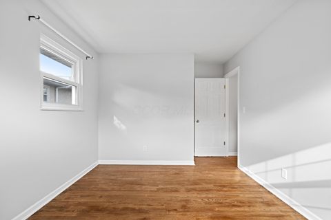 Tiny photo for 946 Birchmont Road, Columbus, OH 43220 (MLS # 226002414)