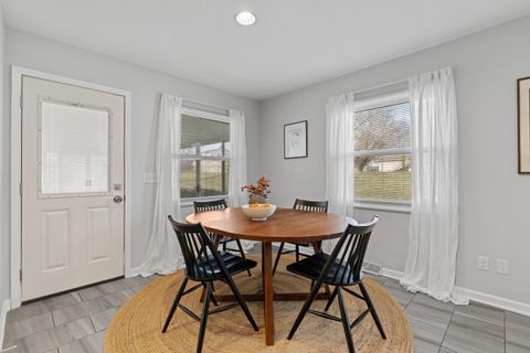 Tiny photo for 946 Birchmont Road, Columbus, OH 43220 (MLS # 226002414)