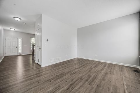 Tiny photo for 1752 Keela Drive, Pataskala, OH 43062 (MLS # 226025507)