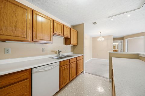 Tiny photo for 6755 Meadow Creek Drive 103 #103, Columbus, OH 43235 (MLS # 225044732)