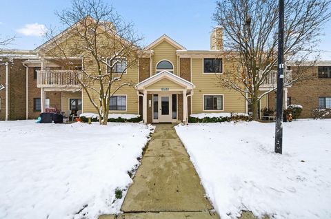 Photo of 6755 Meadow Creek Drive 103 #103, Columbus, OH 43235 (MLS # 225044732)