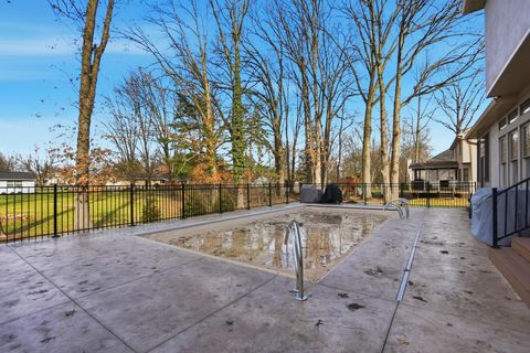 Tiny photo for 1229 Venetian Way, Columbus, OH 43230 (MLS # 226001734)