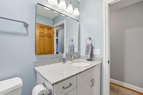 Tiny photo for 1229 Venetian Way, Columbus, OH 43230 (MLS # 226001734)