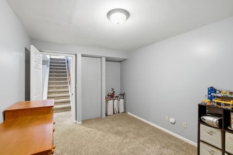 Tiny photo for 1229 Venetian Way, Columbus, OH 43230 (MLS # 226001734)