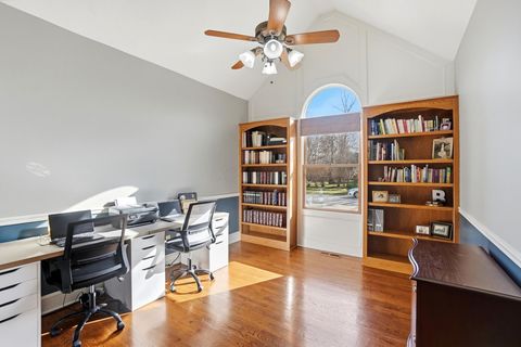 Tiny photo for 1229 Venetian Way, Columbus, OH 43230 (MLS # 226001734)