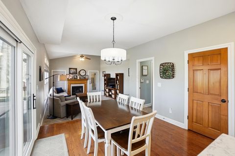 Tiny photo for 1229 Venetian Way, Columbus, OH 43230 (MLS # 226001734)