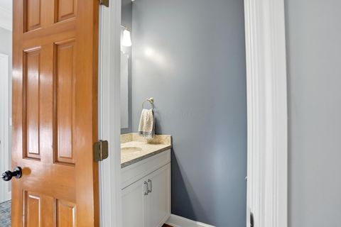 Tiny photo for 1229 Venetian Way, Columbus, OH 43230 (MLS # 226001734)